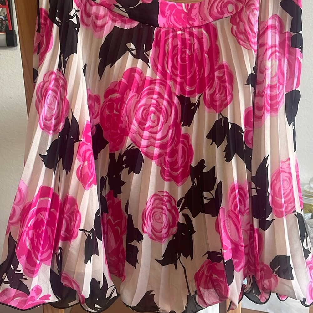 Milly Rose pattern with knife pleats